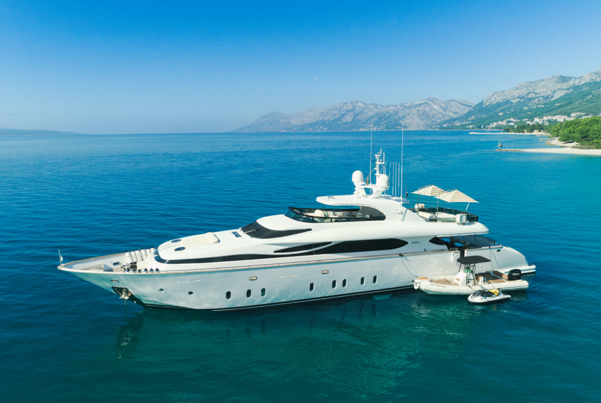 Luxury Yacht Upholstery Trends Driving Modern Yacht Interior Upgrades Across America