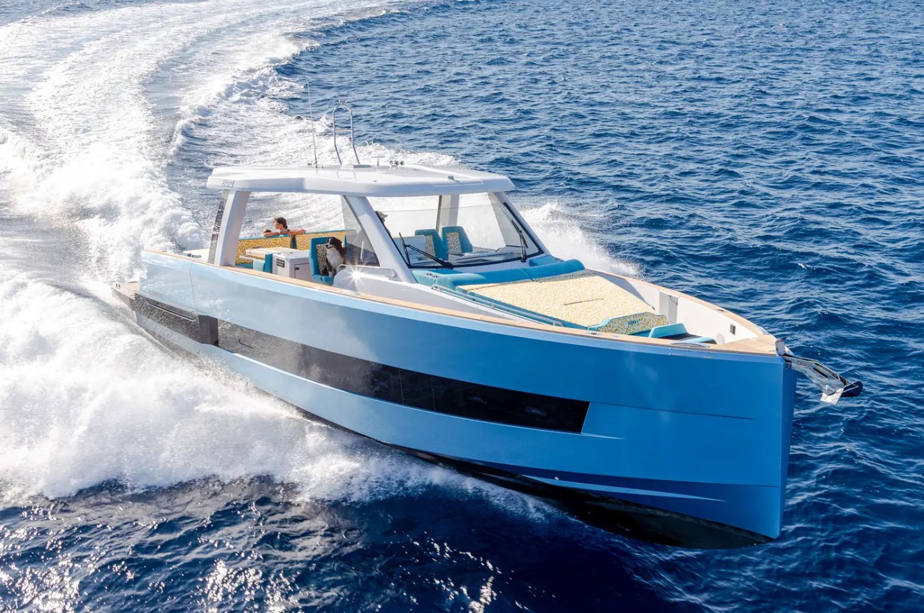 Experts Reveal Essential Upholstery Boat Seat Trends for American Boaters